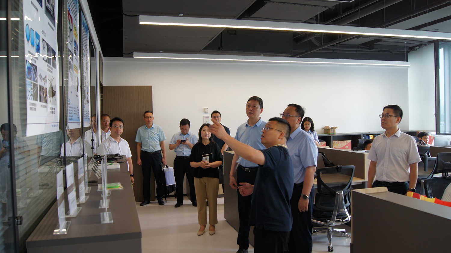 a02ee502-f450-46bc-9510-a74bd47034c1.jpg